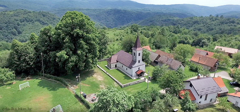 Slika: UČILI SU KUCATI NA VRATA NEBESKOG OCA