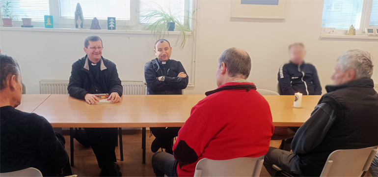 Slika: DUHOVNA OBNOVA U PRIHVATILIŠTU ZA BESKUĆNIKE