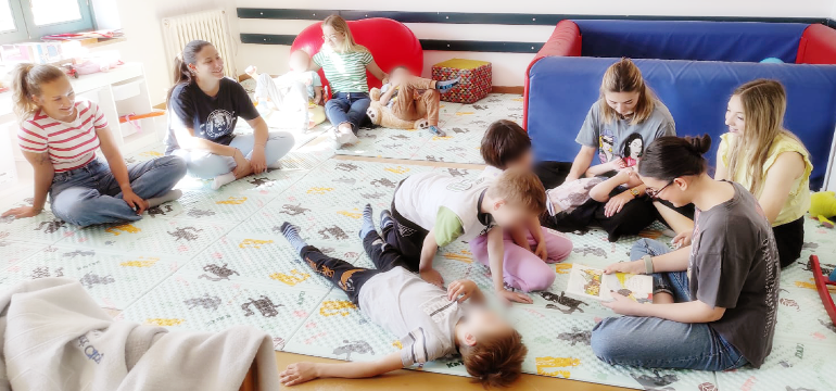 Slika: STUDENTI NADAHNJUJU VOLJOM ZA UČENJEM, EMPATIJOM I ALTRUIZMOM
